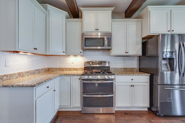 9565 GRAYS SONG DR, Cordova, TN 38018