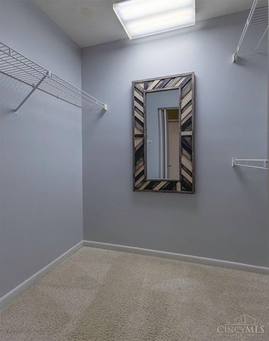 11 Rolling Hills Court, Wyoming, OH 45215