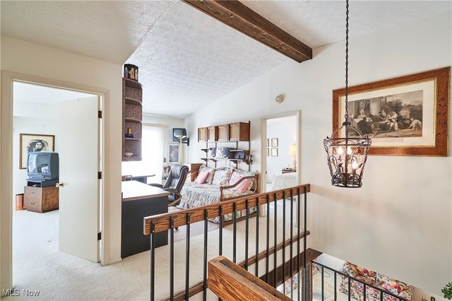 3384 S Smith Road, Fairlawn, OH 44333