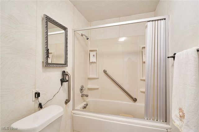 3384 S Smith Road, Fairlawn, OH 44333