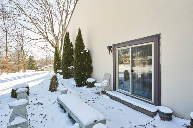 3384 S Smith Road, Fairlawn, OH 44333