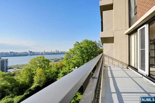 1 Horizon Road 605, Fort Lee, NJ 07024