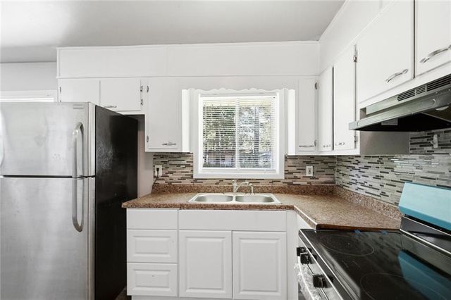 745 Anderson Drive, Jonesboro, GA 30236