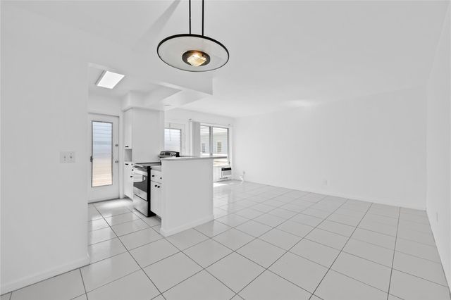 2700 NE 135 St 34, North Miami, FL 33181