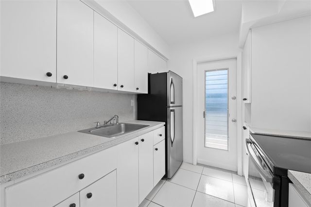 2700 NE 135 St 34, North Miami, FL 33181