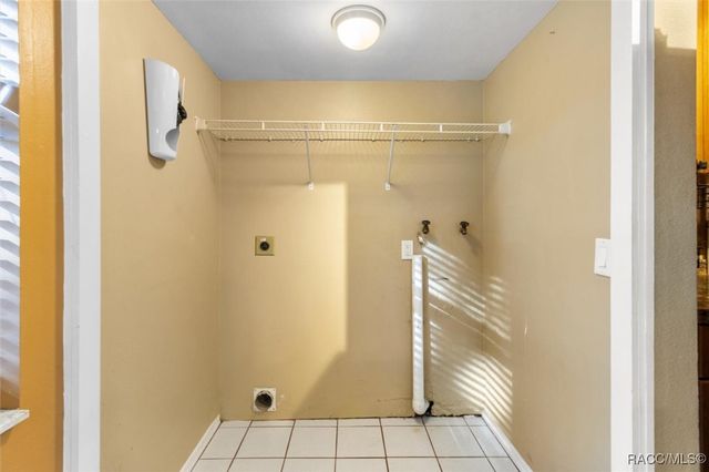 9780 W Tennessee Lane, Crystal River, FL 34428