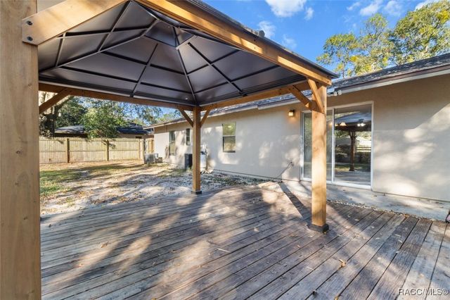 9780 W Tennessee Lane, Crystal River, FL 34428