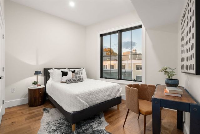 34 Vinton Street FL3, Boston, MA 02127