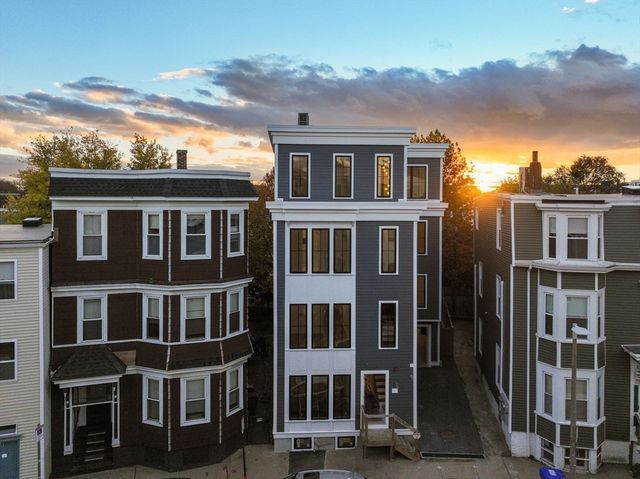 34 Vinton Street FL3, Boston, MA 02127