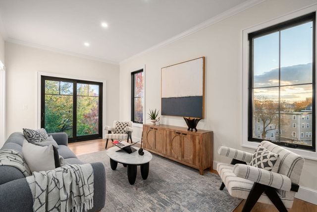 34 Vinton Street FL3, Boston, MA 02127