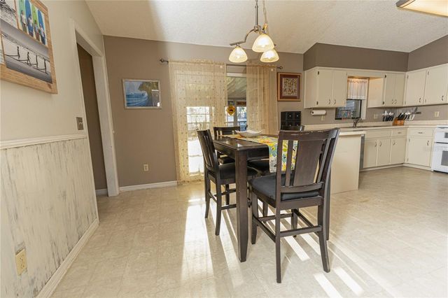 12415 SE 60TH TERRACE, Belleview, FL 34420