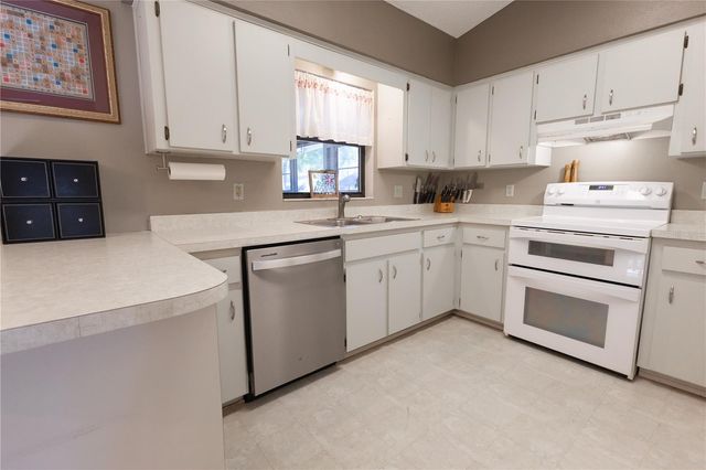 12415 SE 60TH TERRACE, Belleview, FL 34420