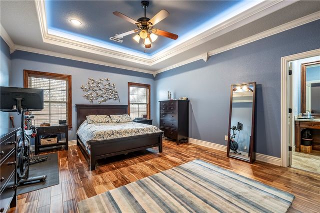 1502 NE Greenbrier Court, Bentonville, AR 72712