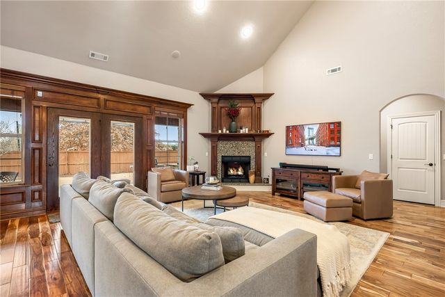 1502 NE Greenbrier Court, Bentonville, AR 72712