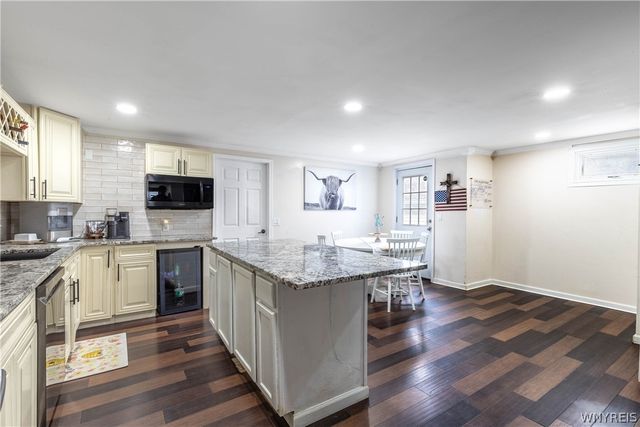 6795 Nash Road, Wheatfield, NY 14120