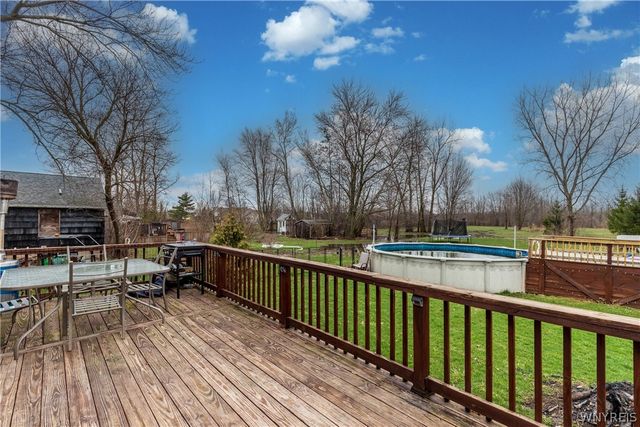 6795 Nash Road, Wheatfield, NY 14120