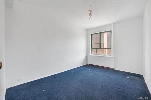 1700 Metropolitan Avenue 4F, Bronx, NY 10462