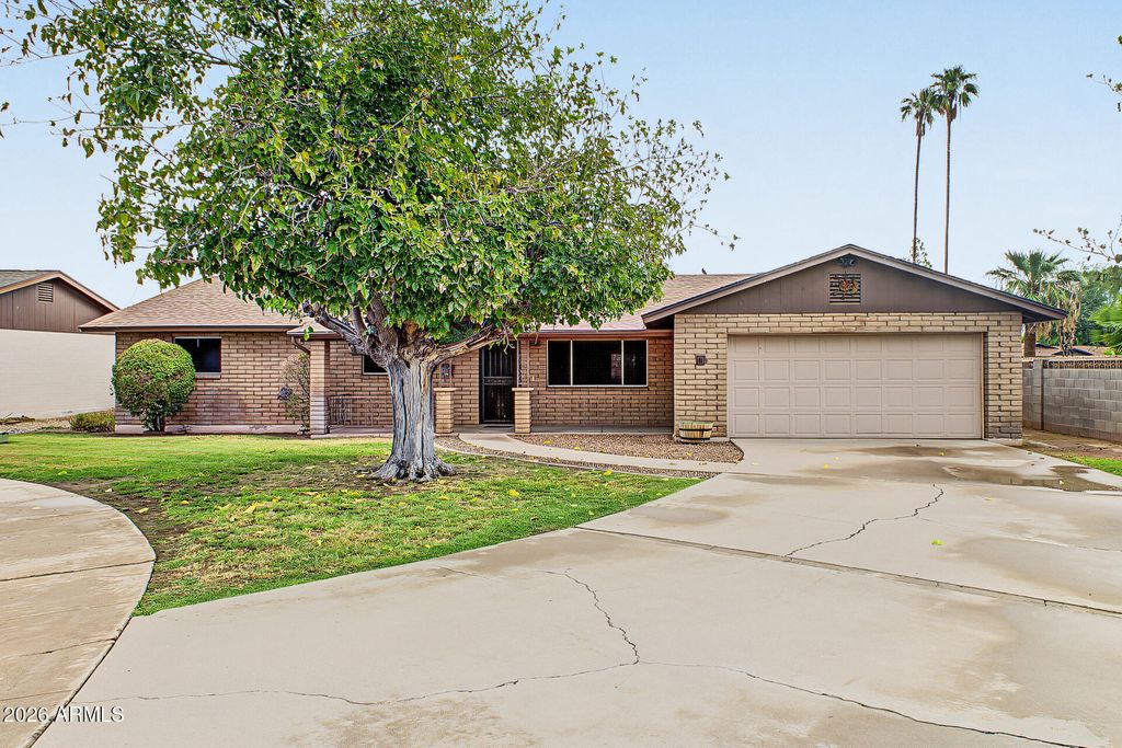700 N KAREN Drive, Chandler, AZ 85224 — photo 2