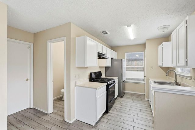 16623 Red Gully Drive, Sugar Land, TX 77498