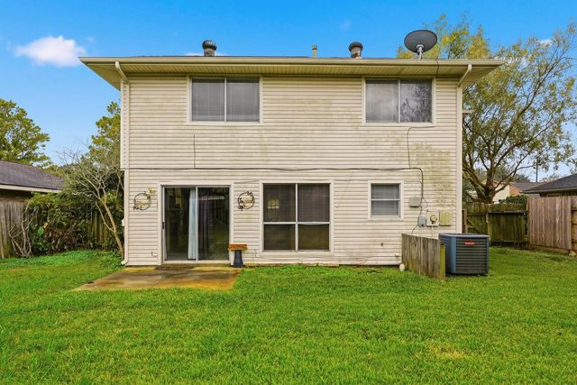 16623 Red Gully Drive, Sugar Land, TX 77498