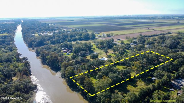 5613 E Old Spanish Trail, New Iberia, LA 70560