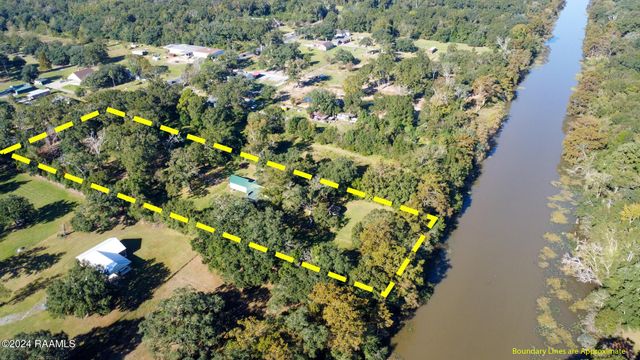 5613 E Old Spanish Trail, New Iberia, LA 70560