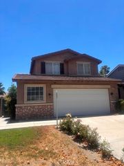 15563 Aerostar Court, Fontana, CA 92336