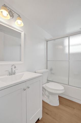 3011 Holiday Springs Boulevard 206, Margate, FL 33063