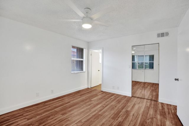 3011 Holiday Springs Boulevard 206, Margate, FL 33063