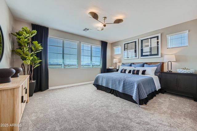 10151 E ULYSSES Avenue, Mesa, AZ 85212