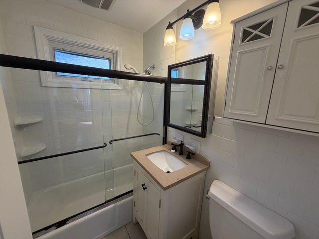 137 Clark Street, Waltham, MA 02453