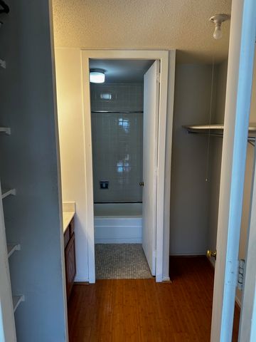 6700 S South Shore Drive 3K, Chicago, IL 60649