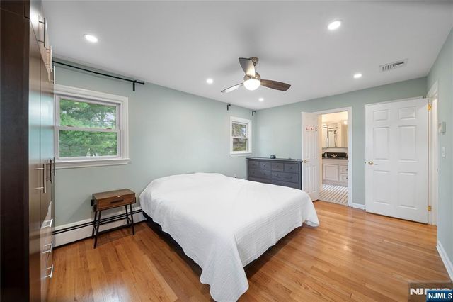 1 Hazley Court, Rochelle Park, NJ 07662