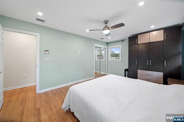 1 Hazley Court, Rochelle Park, NJ 07662