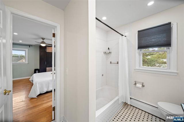 1 Hazley Court, Rochelle Park, NJ 07662