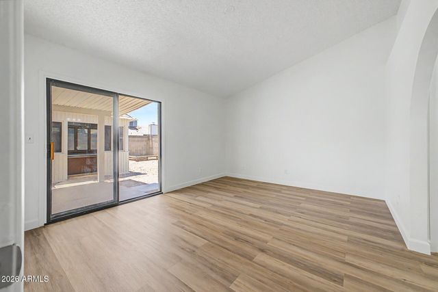 2319 E CAROL Avenue, Mesa, AZ 85204