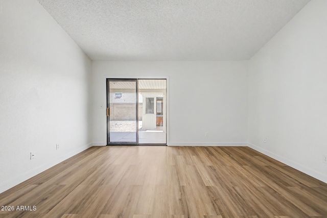 2319 E CAROL Avenue, Mesa, AZ 85204