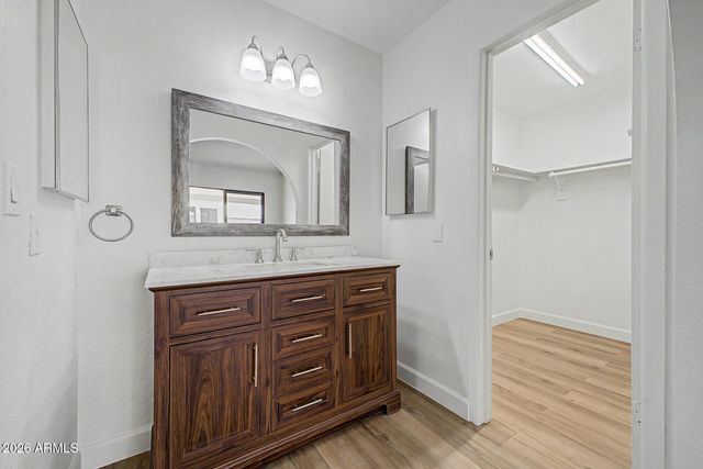 2319 E CAROL Avenue, Mesa, AZ 85204