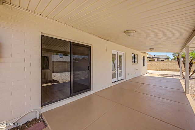 2319 E CAROL Avenue, Mesa, AZ 85204