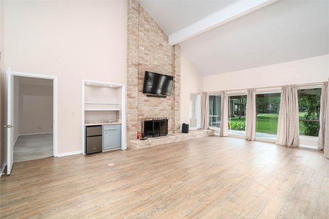 179 Old Bridge Lake, Houston, TX 77069