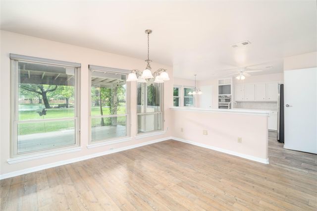 179 Old Bridge Lake, Houston, TX 77069