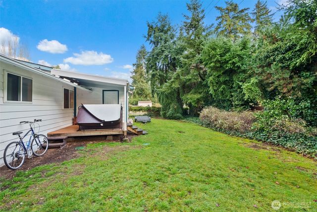 7816 6th Way SE, Lacey, WA 98503