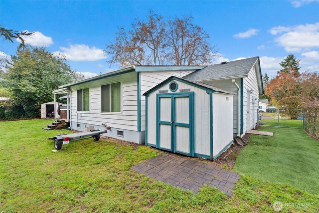 7816 6th Way SE, Lacey, WA 98503