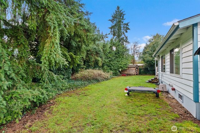 7816 6th Way SE, Lacey, WA 98503