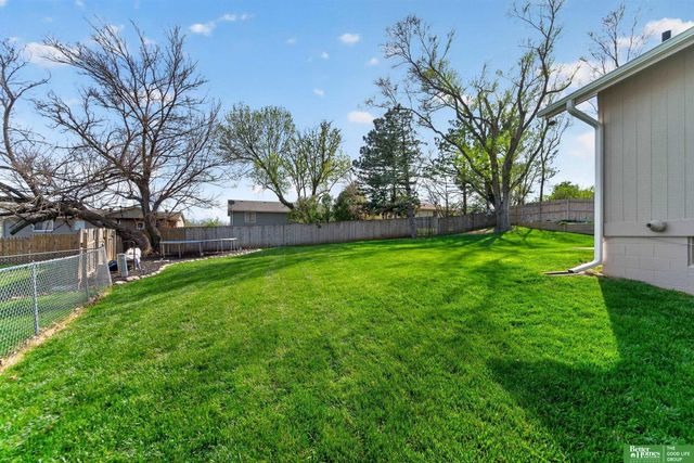 5940 S 137th Circle, Omaha, NE 68137