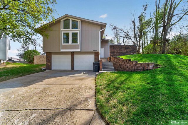 5940 S 137th Circle, Omaha, NE 68137