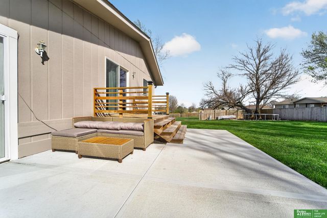 5940 S 137th Circle, Omaha, NE 68137