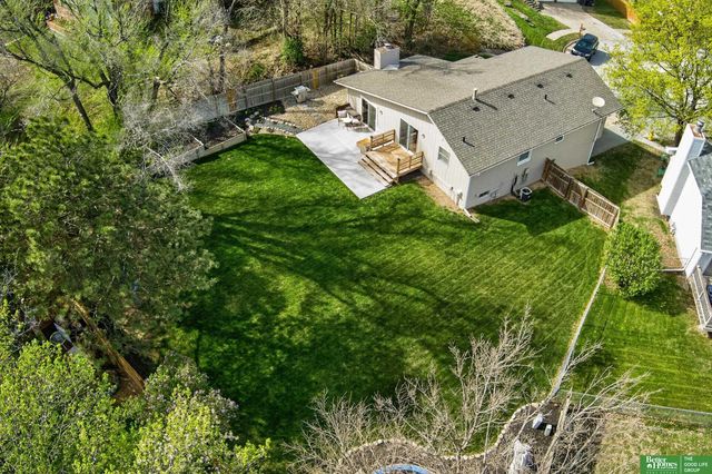 5940 S 137th Circle, Omaha, NE 68137