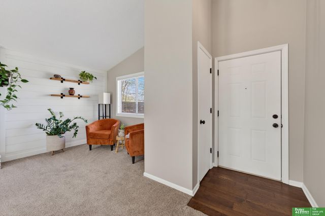 5940 S 137th Circle, Omaha, NE 68137