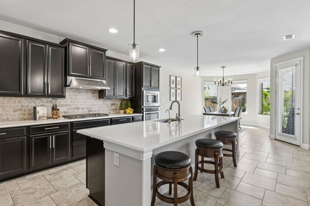 2113 Shrewsbury Drive, Mckinney, TX 75071